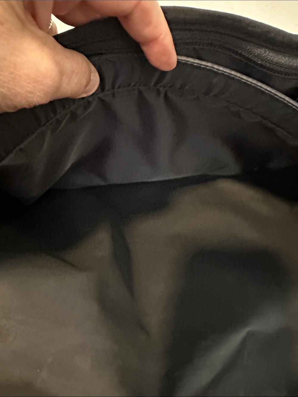 Timbuk2 Black Messenger Bag with Padded Strap - Picture 8 of 11
